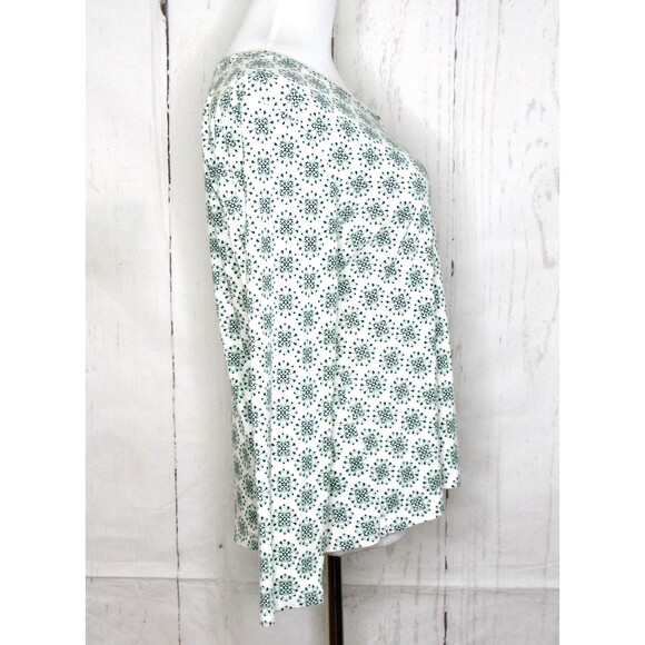 Croft & Barrow Classic Tee Top Long Sleeve V-Neck Green White Floral Size L - Picture 4 of 6